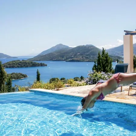 Two Greek Villas * Nidhrion