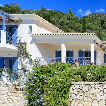 Two Greek Villas * Nydri (Lefkada)